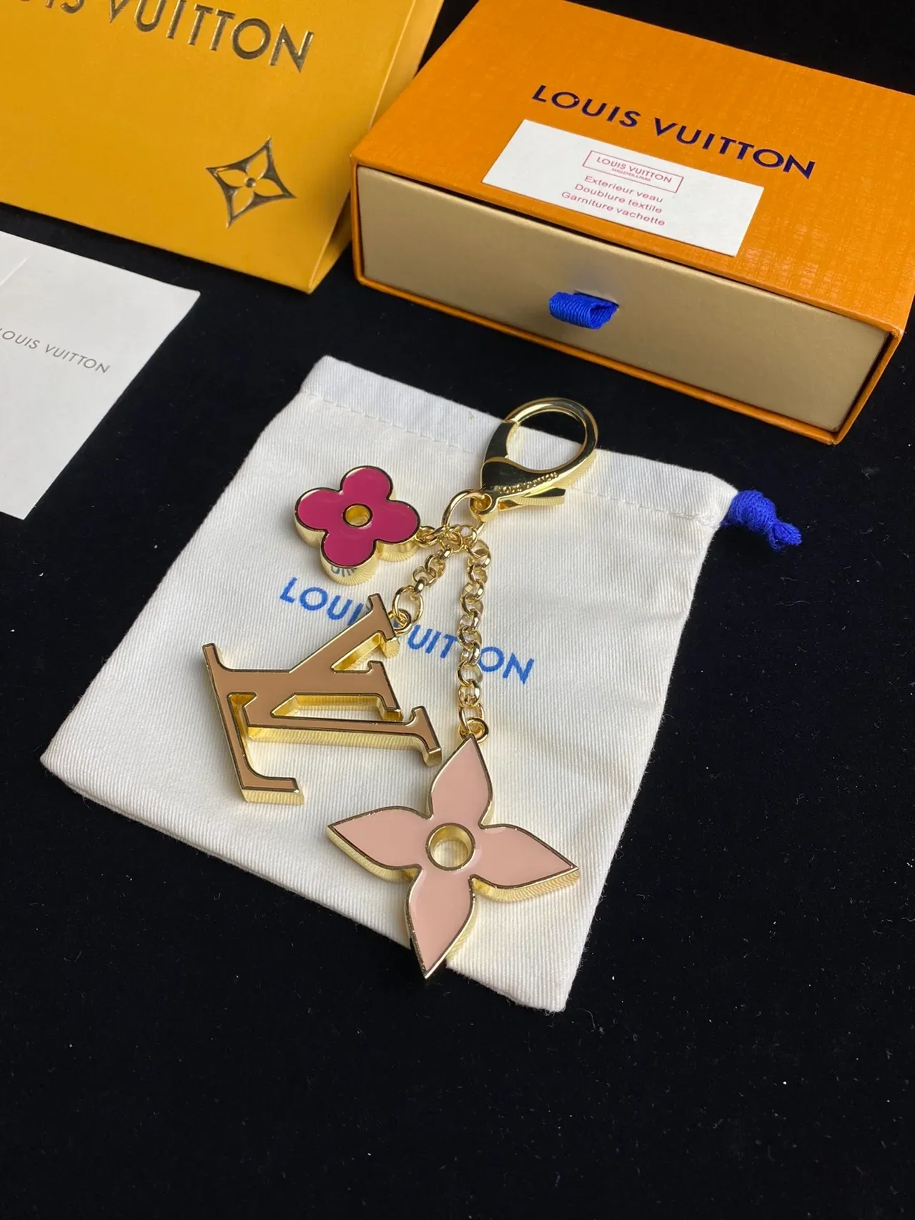 Louis Vuitton Red Pink Enamel-Coated Metal Multi-Charm Phone Case 7