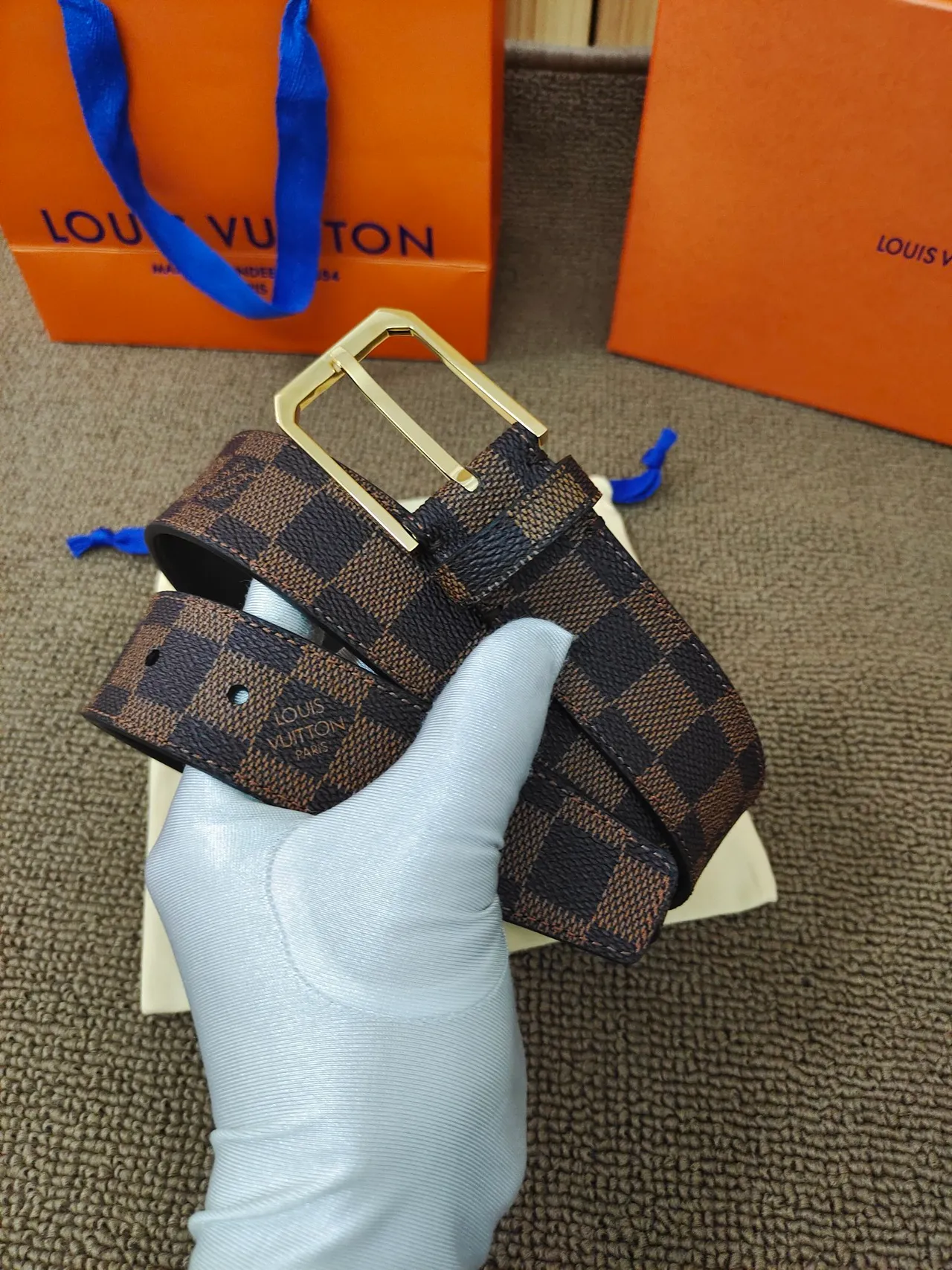Louis Vuitton Reversible Damier Ebène and Navy Leather Belt 4