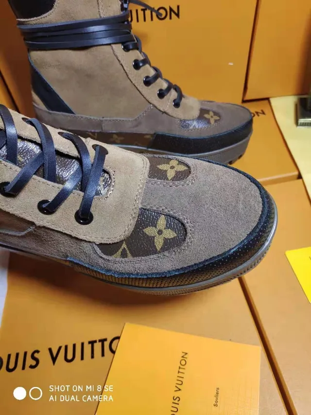 Louis Vuitton Run Away Bege Preto Solado de plataforma Monograma Painéis de couro Botas de tornozelo 2
