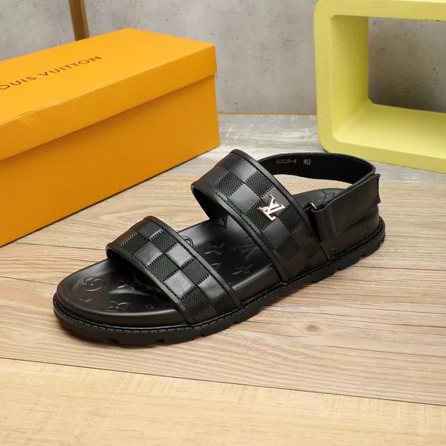 Louis Vuitton Run Away Noir Monogram Embossed Sandales Casual 4