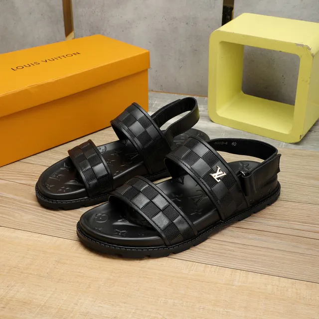 Louis Vuitton Run Away Noir Monogram Embossed Sandales Casual 8