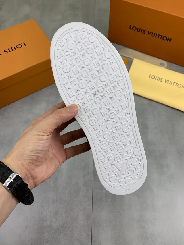 Louis Vuitton Run Away noir blanc cuir semelle plateforme mocassin 2