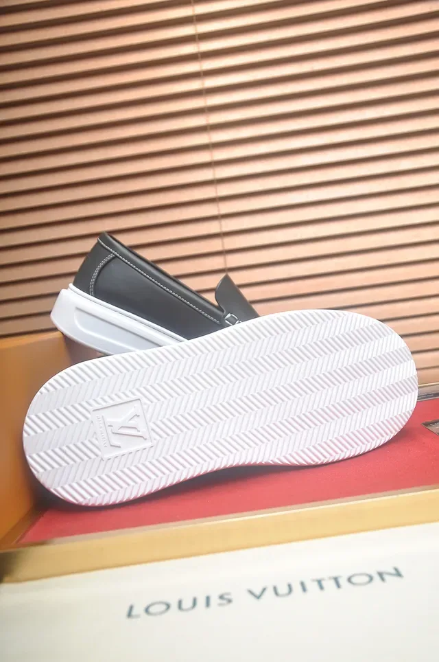 Louis Vuitton Run Away Black White Slip-On Contrast Sole Loafer 3