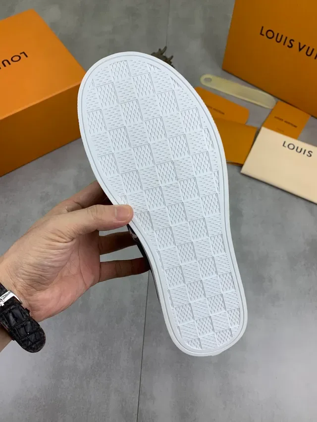 Louis Vuitton Run Away Gray White Monogram Canvas Low-Top Lifestyle Sneakers 2