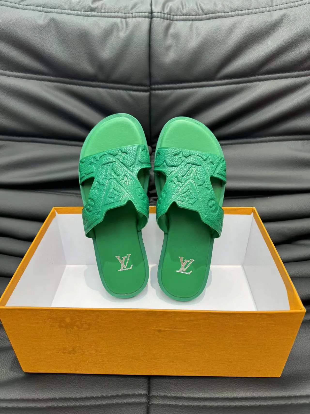 Louis Vuitton Run Away Green Molded Rubber Slippers 4
