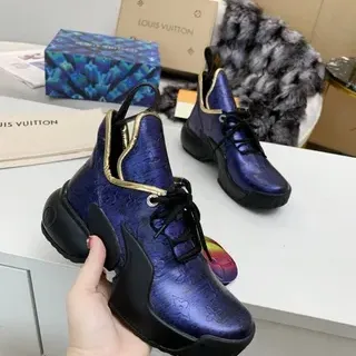 Louis Vuitton Run Away Tênis Chunky Metálicos Azuis com Bordas Douradas
