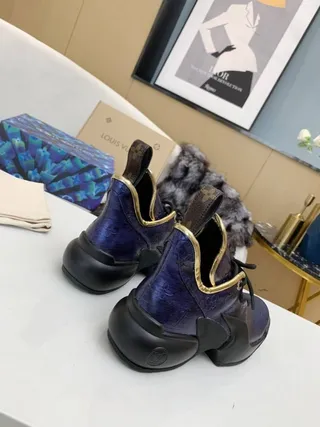 Louis Vuitton Run Away Metallic Blue Gold-Trimmed Chunky Sneakers 9