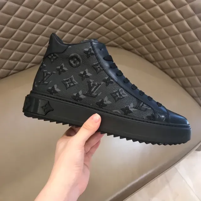 Louis Vuitton Run Away Monogram Black Lifestyle Sneakers 3