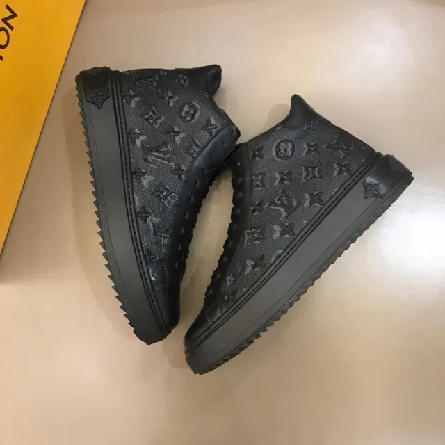 Louis Vuitton Run Away Monogram Black Lifestyle Sneakers 6