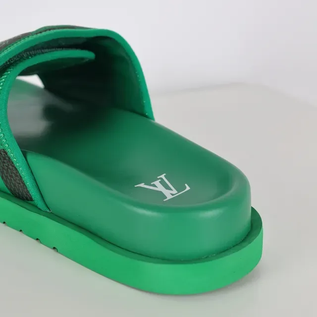 Louis Vuitton Run Away Slide সবুজ এবং কালো চেকারবোর্ড স্লিপার 4