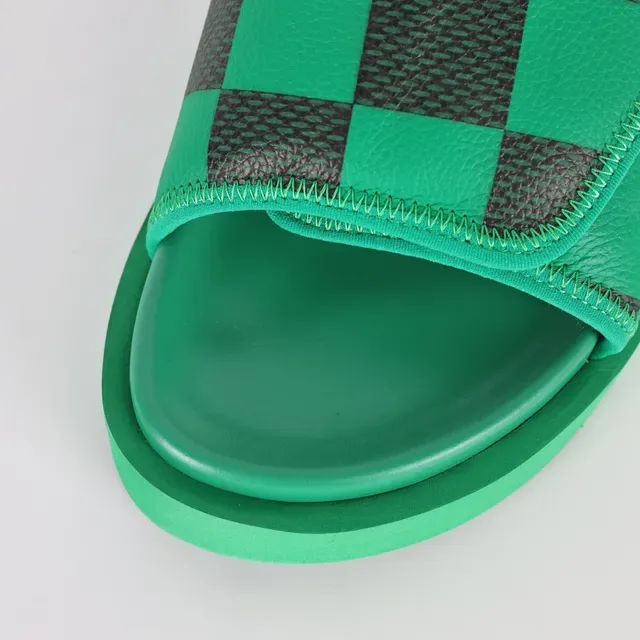 Louis Vuitton Run Away Slide সবুজ এবং কালো চেকারবোর্ড স্লিপার 5