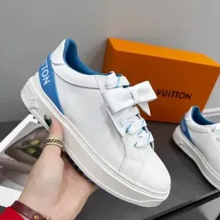 Louis Vuitton Run Away Zapatillas Lifestyle Blancas y Azules