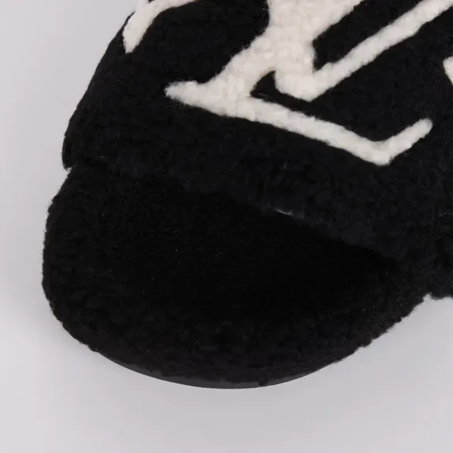 Louis Vuitton Shearling Monogram Star Slipper 5