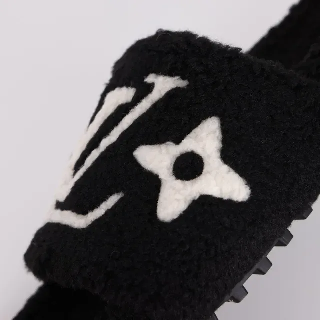 Louis Vuitton Shearling Monogram Star Slipper 6