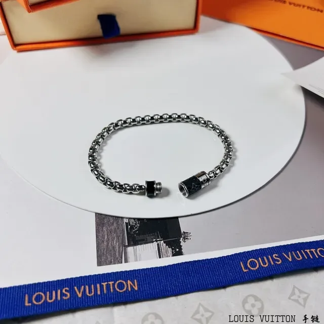 Louis Vuitton Silver Black Beaded Chain Monogrammed Cylinder Clasp Bracelet 6