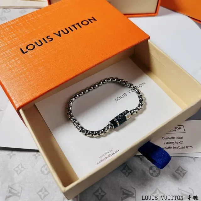 Louis Vuitton Silver Black Beaded Chain Monogrammed Cylinder Clasp Bracelet 7