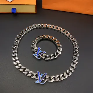 Collar con colgante Louis Vuitton Cadena Chunky Curb-Link Esmaltada Monograma Azul Plateado