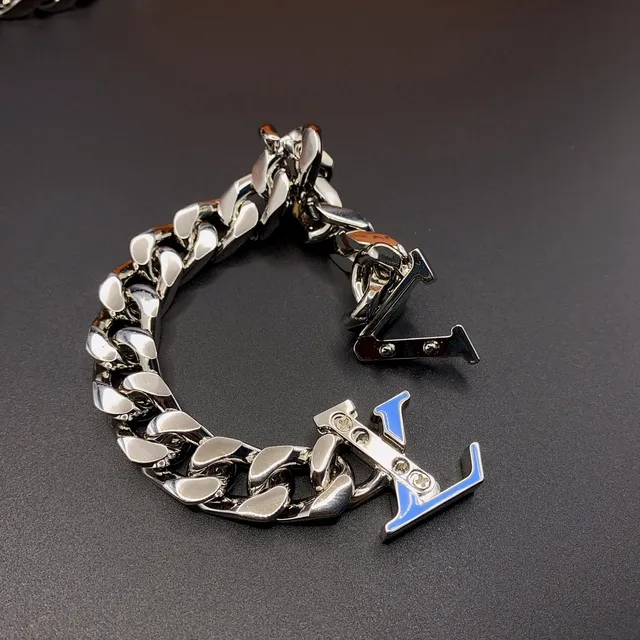 Louis Vuitton Silver Blue Chunky Curb-Link Chain Enameled Monogram Pendant Necklace 3