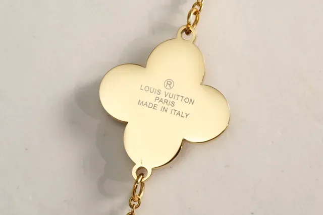 Louis Vuitton Silver Gold Delicate Chain-Link Four-Leaf Clover Charm Bracelet 2