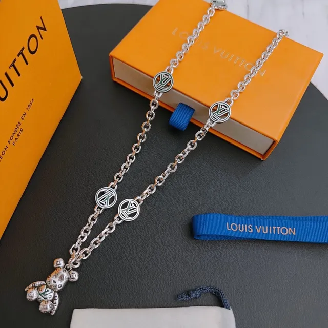 Louis Vuitton Teddy Bear Monogram Silver Chain Bracelet 9