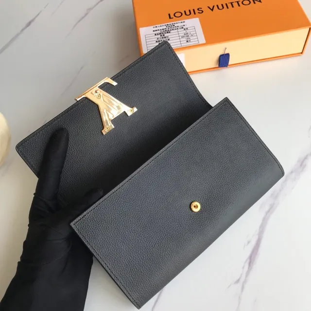 Louis Vuitton Twist Black Gold Couro granulado LV Clasp Long Wallet 8