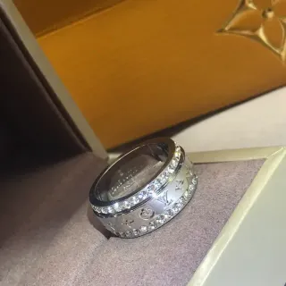 Louis Vuitton Twist Crystal-Pavé Monogram Ring