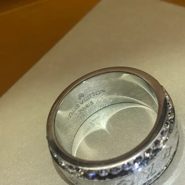 Louis Vuitton Twist Crystal-Pavé Monogram Ring 3