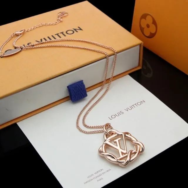 Louis Vuitton Twisted LV Gold Silver Rope Motif Interlocking Monogram Necklace 3