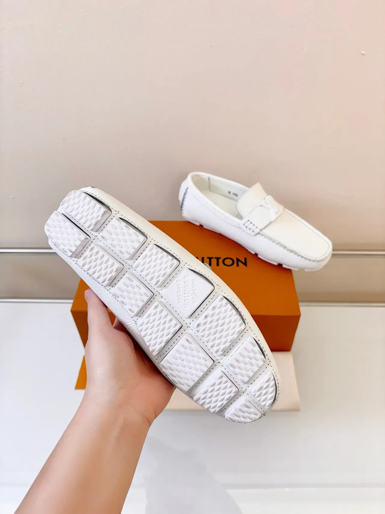 Louis Vuitton White Beige Pebbled Leather Monogram Buckle Loafer 5