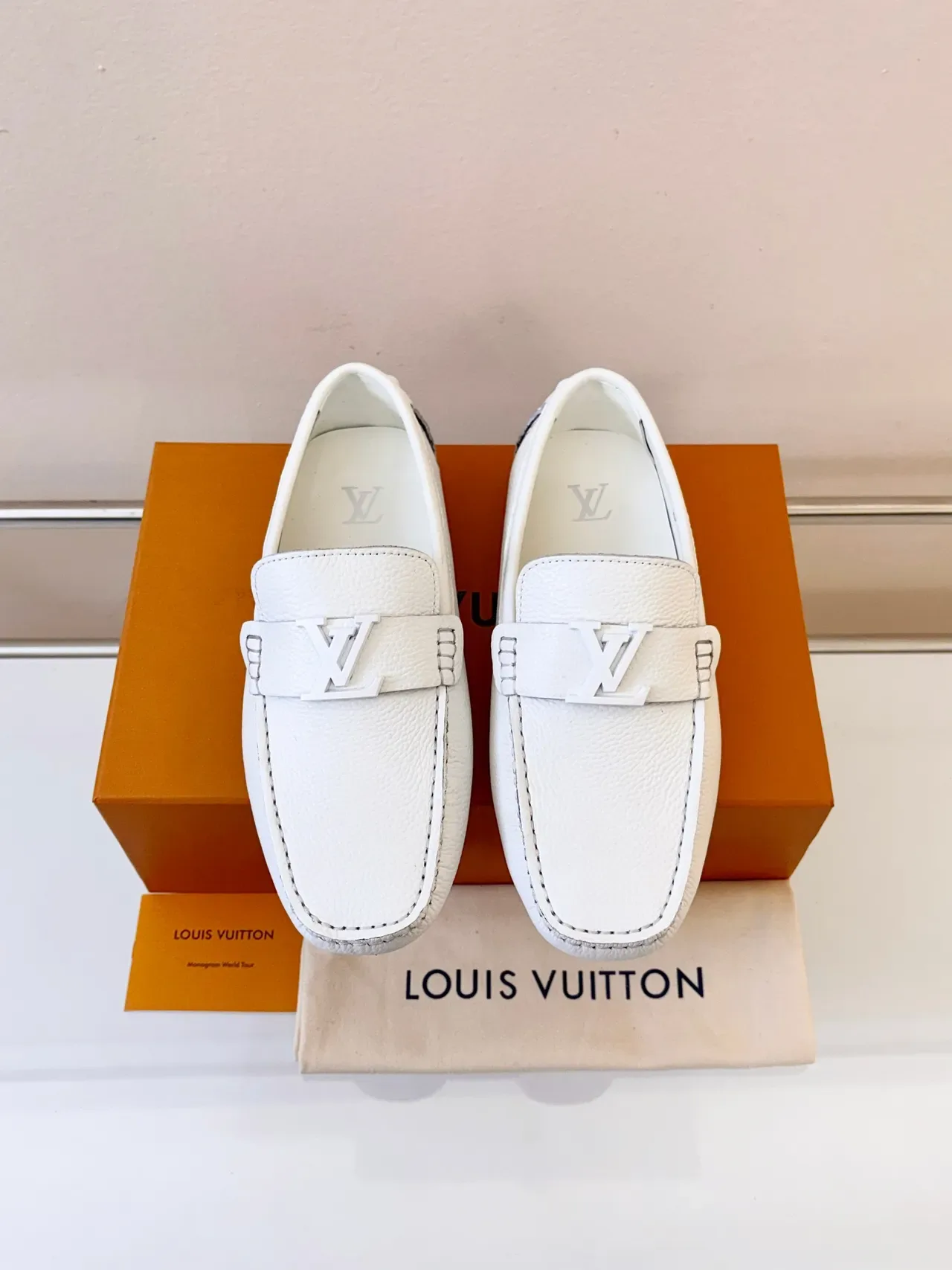 Louis Vuitton White Beige Pebbled Leather Monogram Buckle Loafer 6