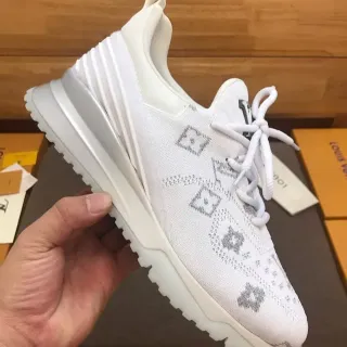 Louis Vuitton Zapatillas de estilo de vida blancas y grises de tejido con monograma superior esculpido con suela chunky