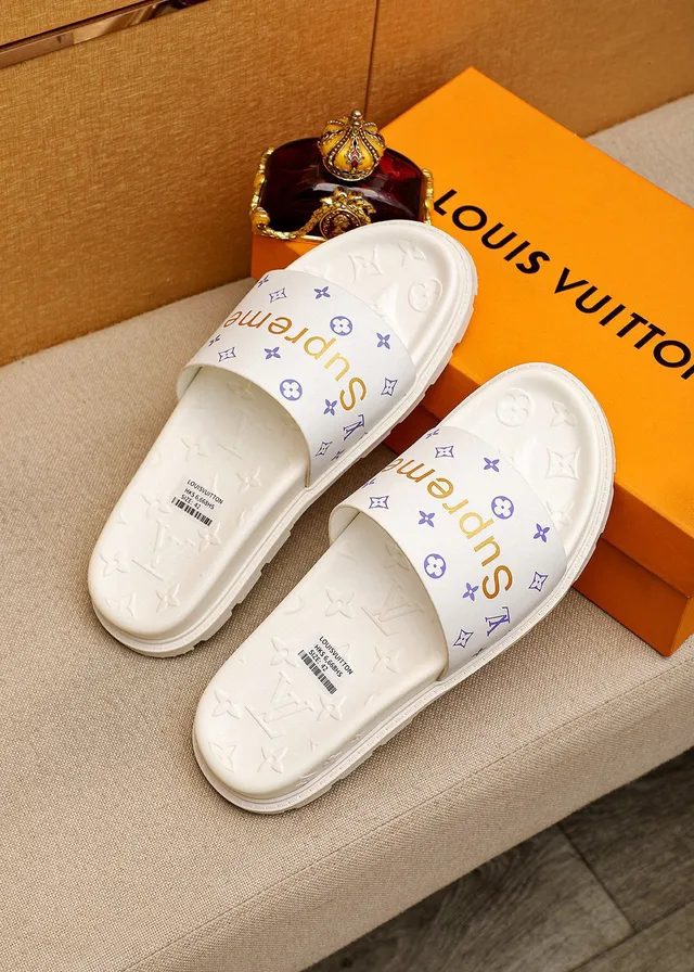 Louis Vuitton x Supreme Monogram Slide Slippers 2