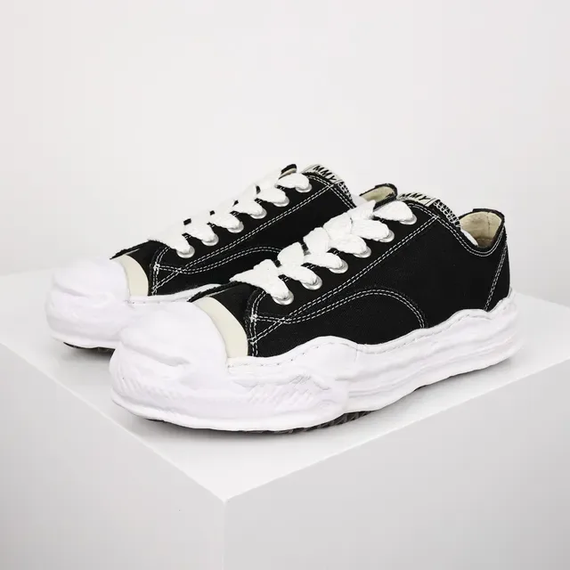 Maison Margiela Black White Deconstructed Oversized Sole Lifestyle Sneakers 2