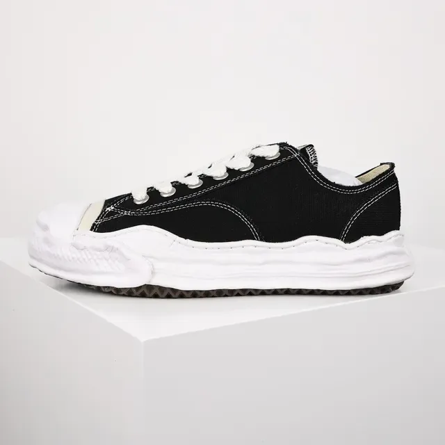 Maison Margiela Black White Deconstructed Oversized Sole Lifestyle Sneakers 9