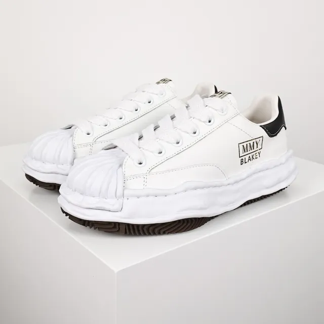 MMY Blakey White and Black Lifestyle Sneakers 3
