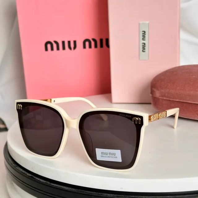 Miu Miu Black Gold Oversized Square Frame Acetate Sunglasses 7