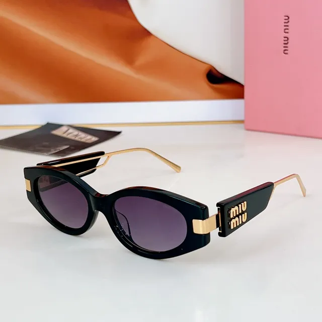 Miu Miu Gafas de sol marco rectangular-ovalado negro oro acetato grueso 5