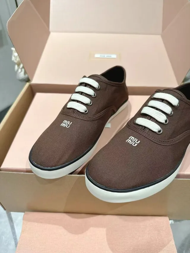 Miu Miu Brown White Low-Top Lace-Up Canvas Shoes 6
