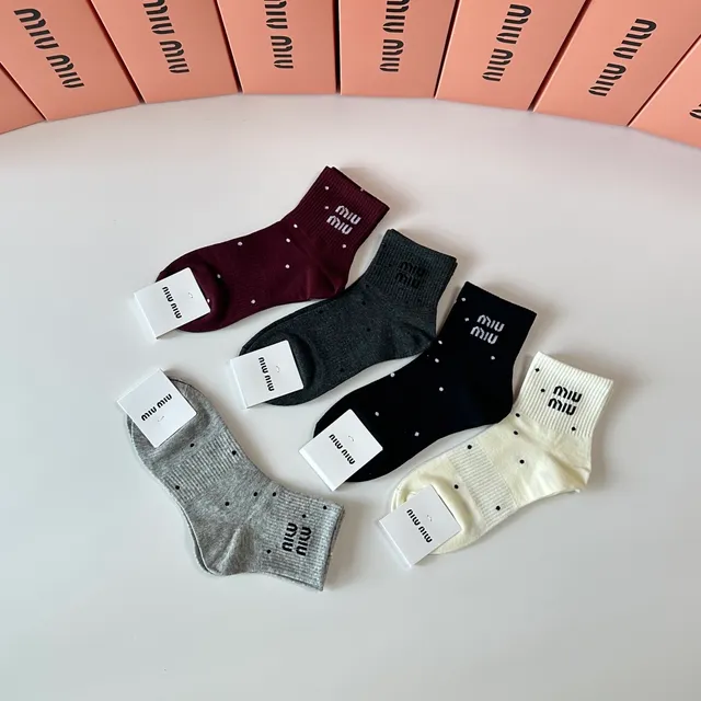 Miu Miu Polka Dot Logo Ankle Socks 2
