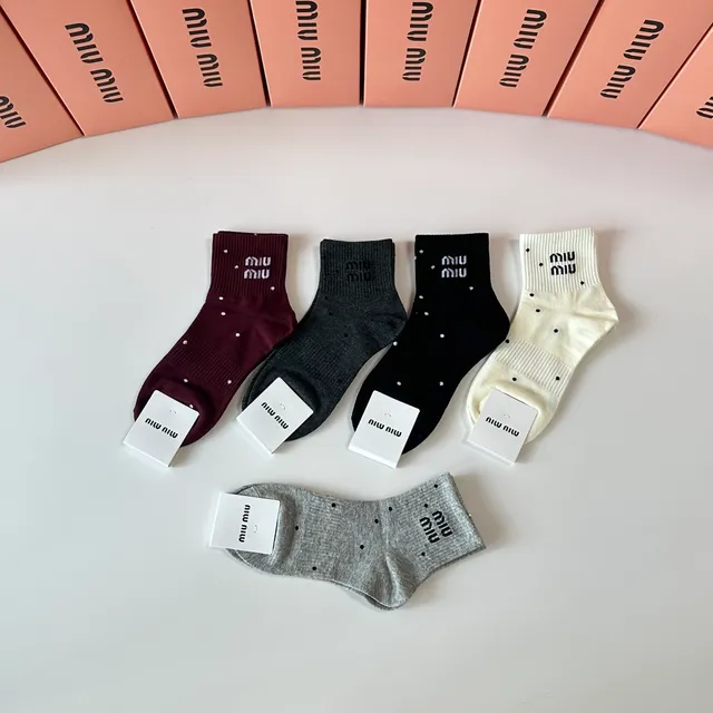 Miu Miu Polka Dot Logo Ankle Socks 8