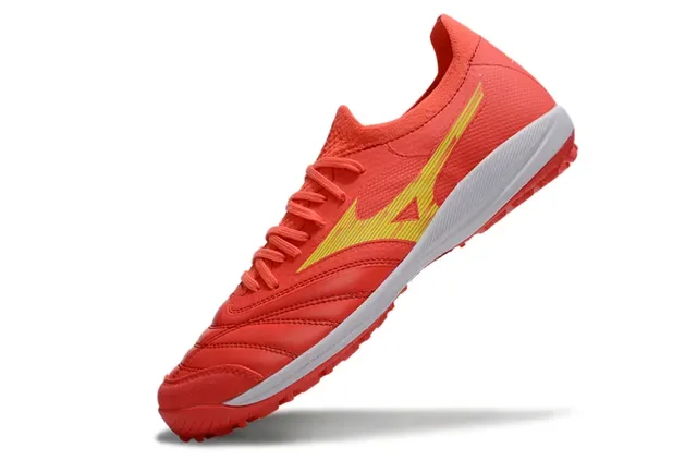 Mizuno Red Yellow Low-Cut Synthetic Leather Upper Turf Soccer Shoes 3