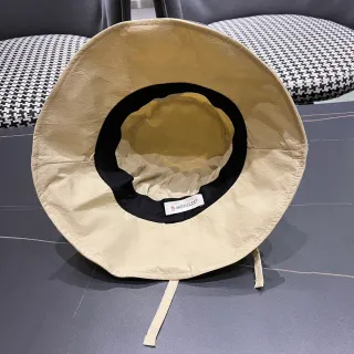Moncler Beige Black Wide-Brimmed Soft-Crown Bucket Hat