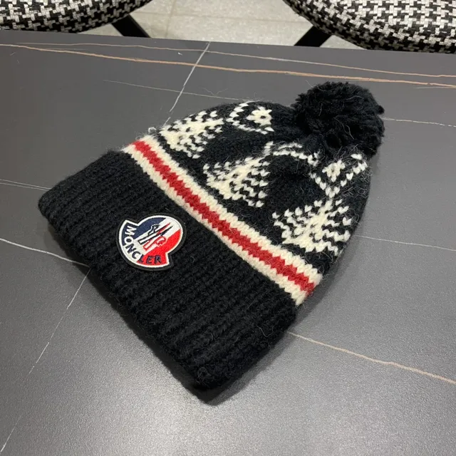 Écharpe Moncler Noire Rouge Tricot Côtelé Inspiré en Fair Isle Panneau Latéral Cachemire 2