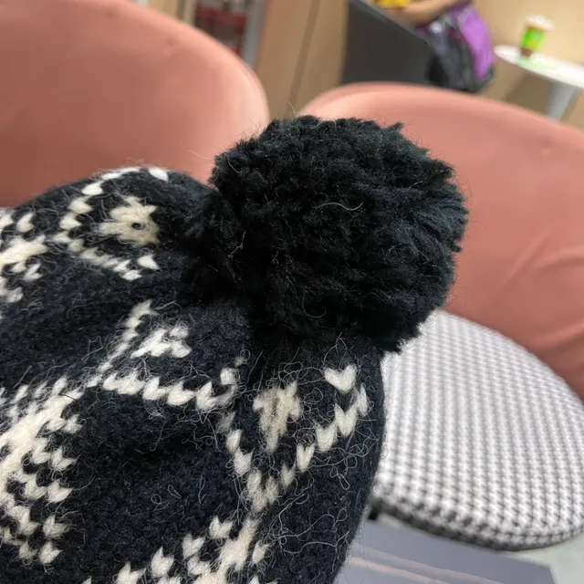 Écharpe Moncler Noire Rouge Tricot Côtelé Inspiré en Fair Isle Panneau Latéral Cachemire 10
