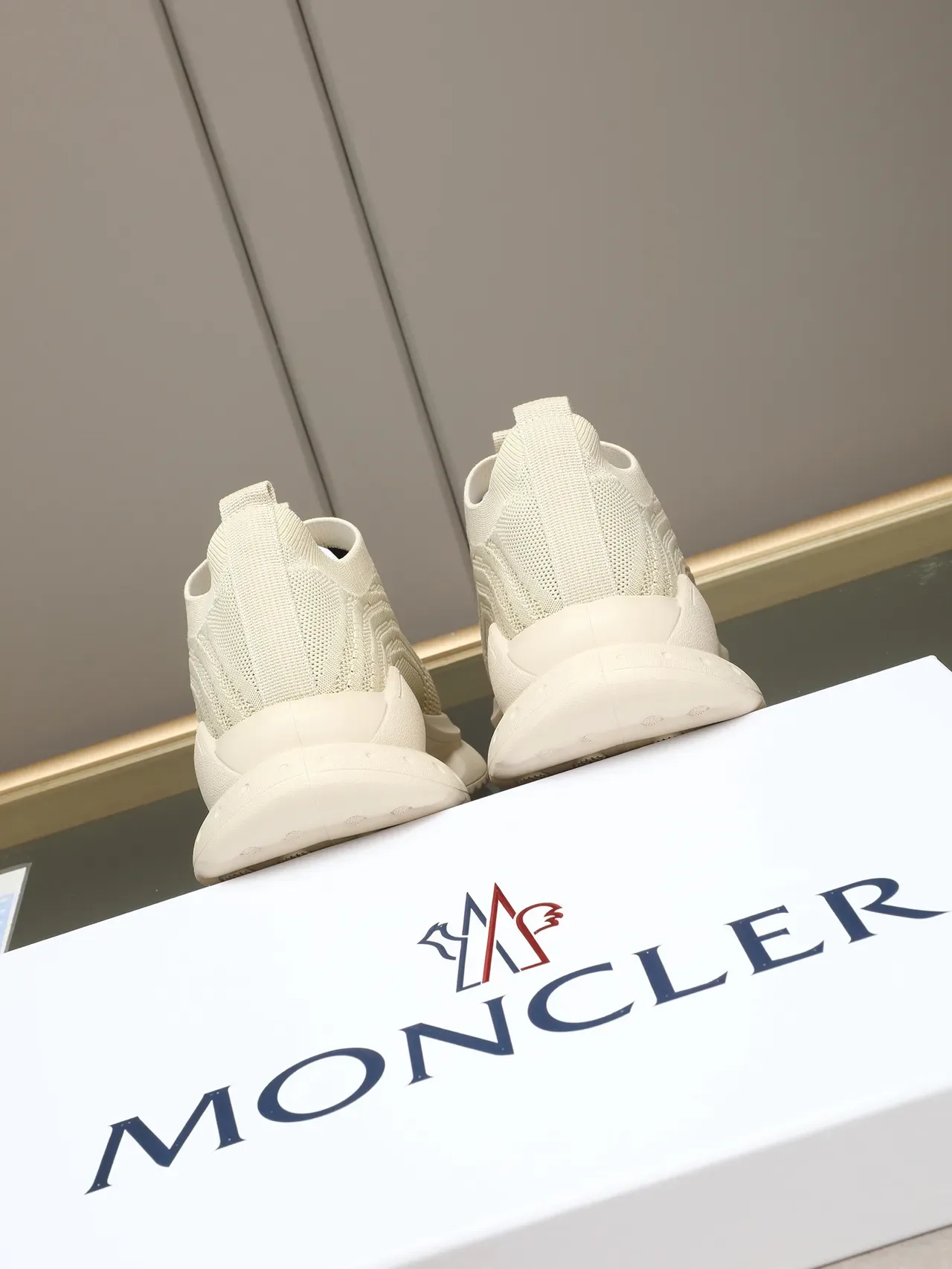 Moncler tricô Slip-On texturizado por ondas sneakers lifestyle 3