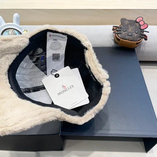 Moncler Plush Beige Baseball Cap 9