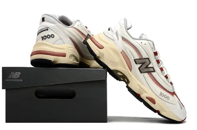 New Balance 1000 Sneakers Chunky Off-White et Rouge 6