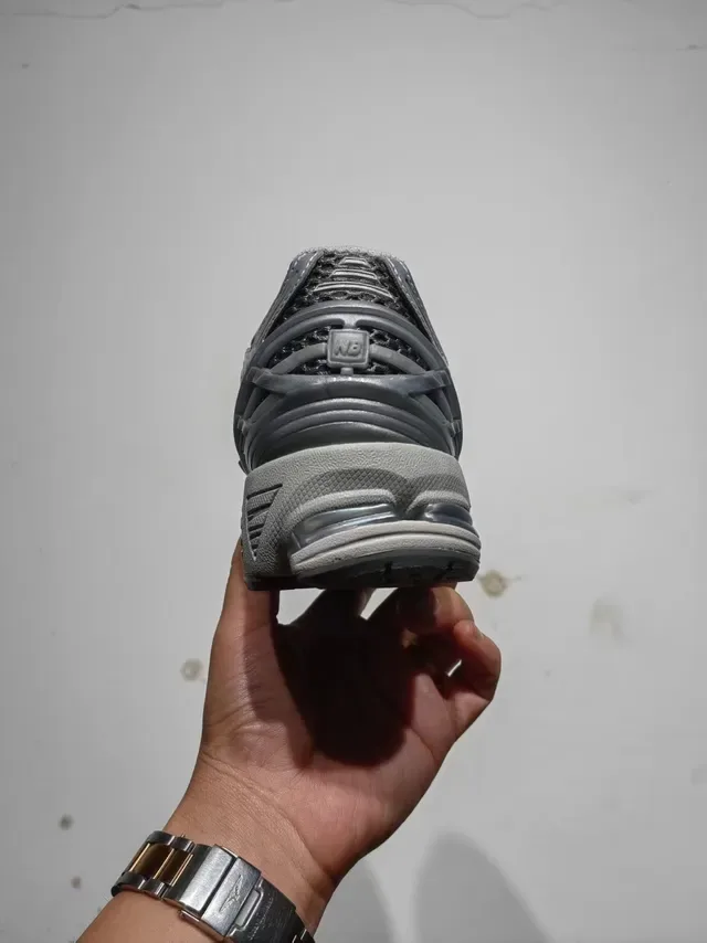 New Balance 1906R Silver Gray Chaussures de course 4