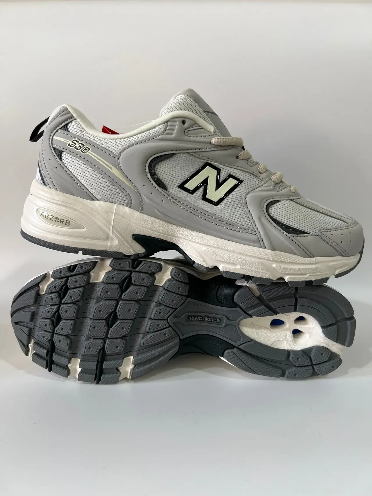 New Balance 530 Gris y Off-White Zapatillas Lifestyle 6