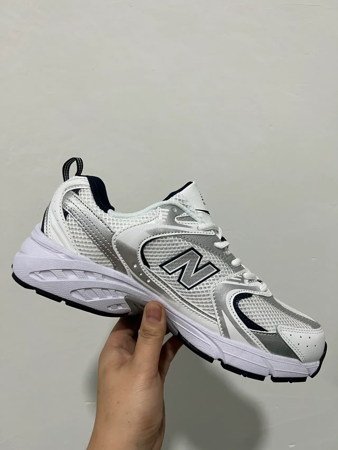 New Balance 530 White Silver Navy Lifestyle Sneakers 3